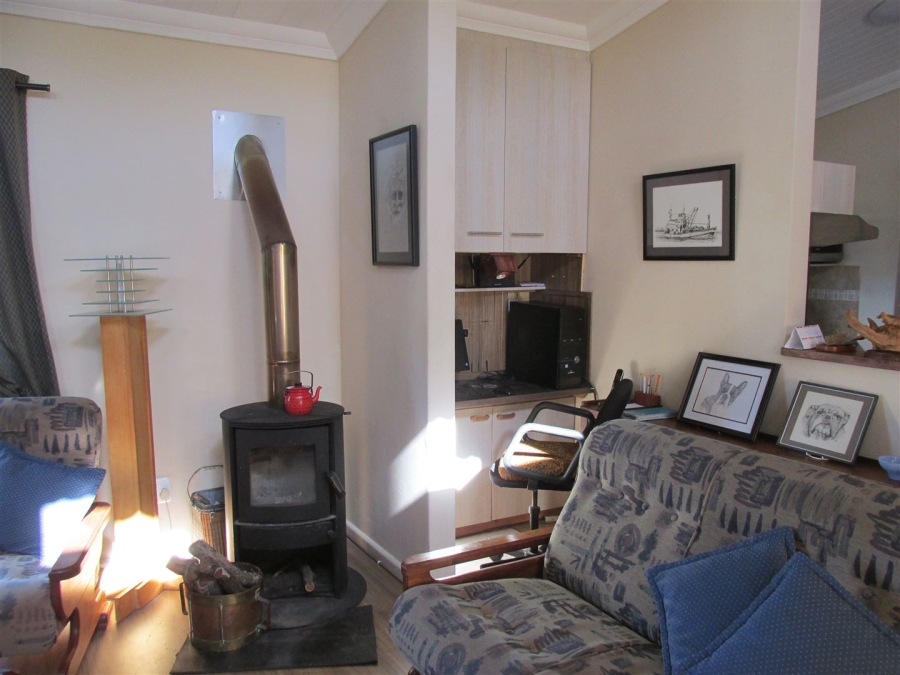 2 Bedroom Property for Sale in Stilbaai Wes Western Cape